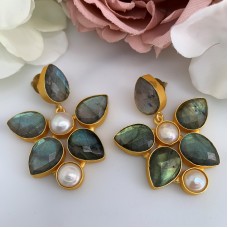 SKNJ0368 Labradorite, Freshwater Pearl
