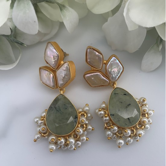 SKNJ0387 Prehnite, Baroque Pearl