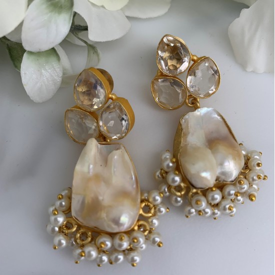 SKNJ0412 Clear Quartz, Baroque Pearl SKNJ0412 Clear Quartz, Baroque Pearl