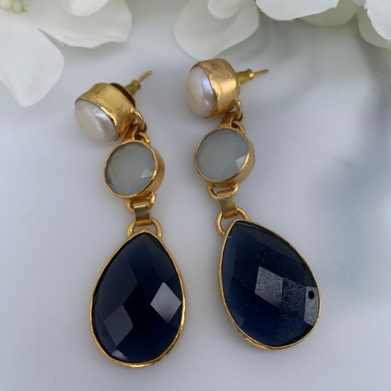 SKNJ0466 Onyx, Chalcedony, Sea Baroque
