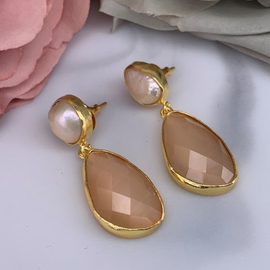 SKNJ0489 Selenite, Freshwater Pearl