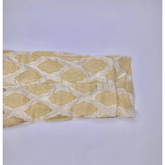 SKNP0158  Gold